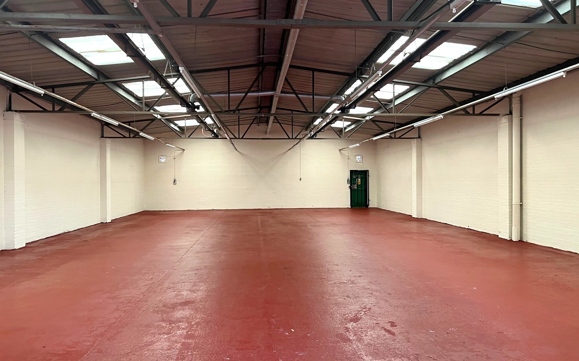 Industrial Unit in Newtown - photo 2